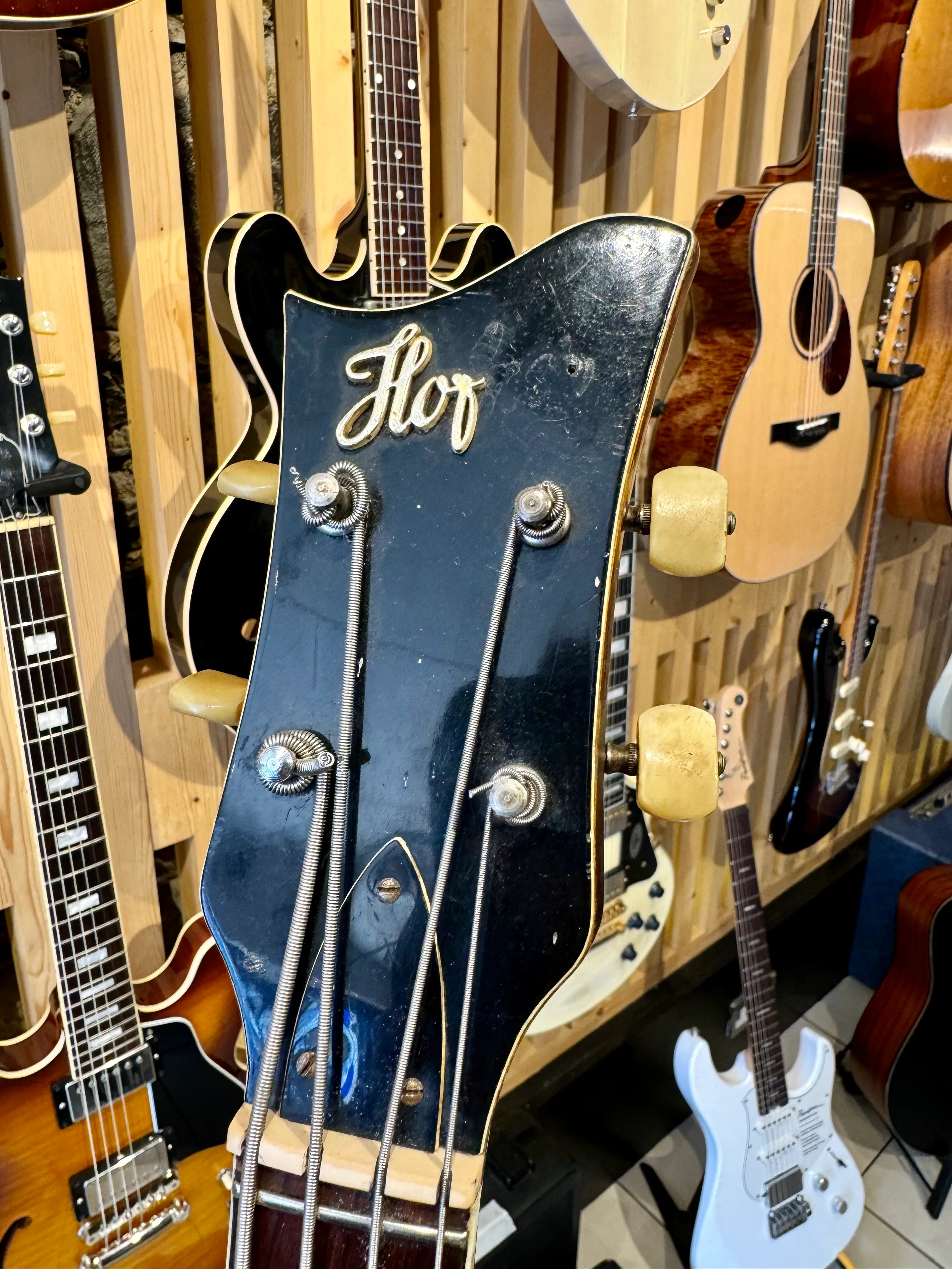 1965 Hofner 500/1 "Mersey Bass" - Image 9