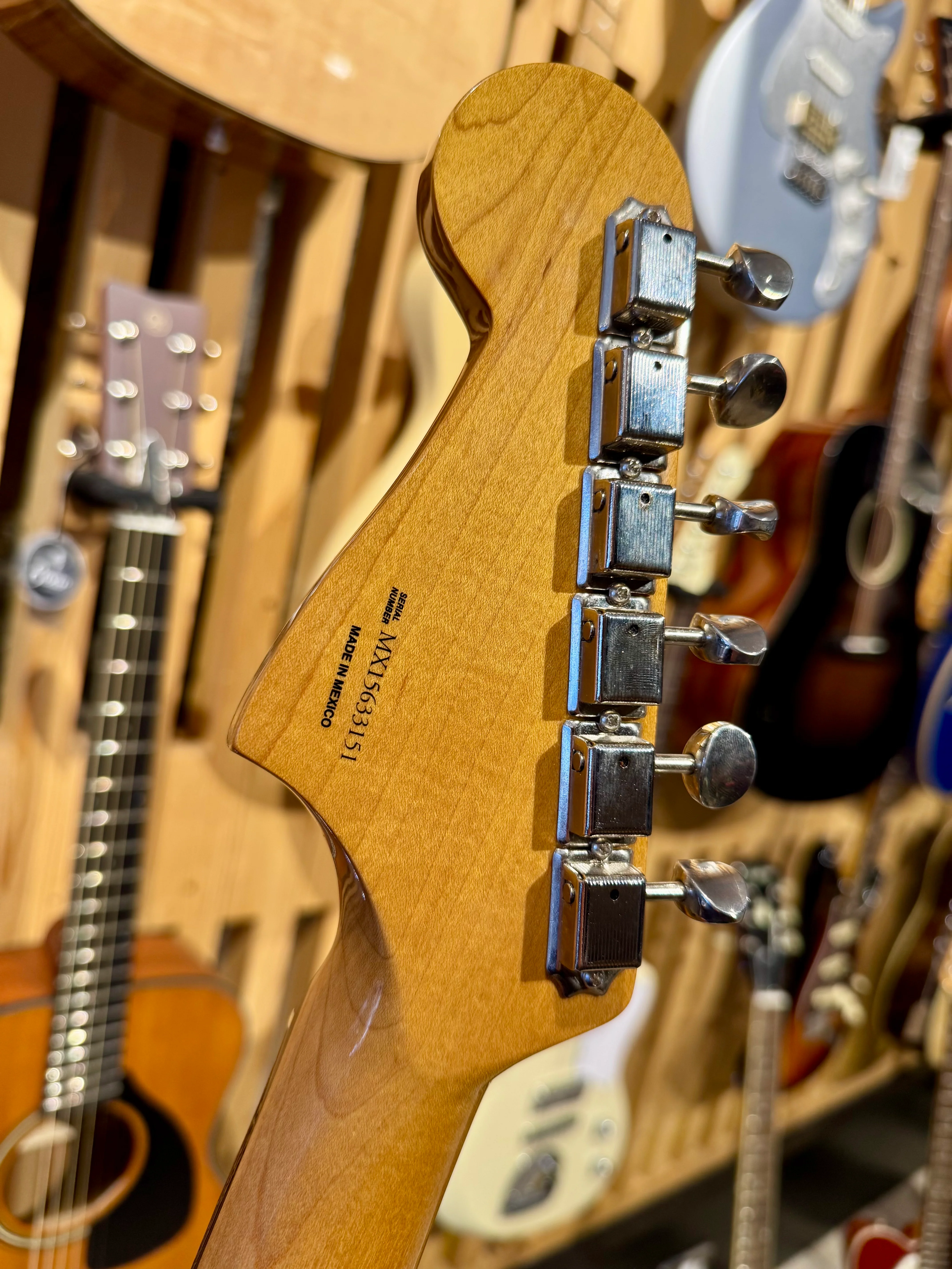 2015 Fender Classic Player Jazzmaster Special - Image 6
