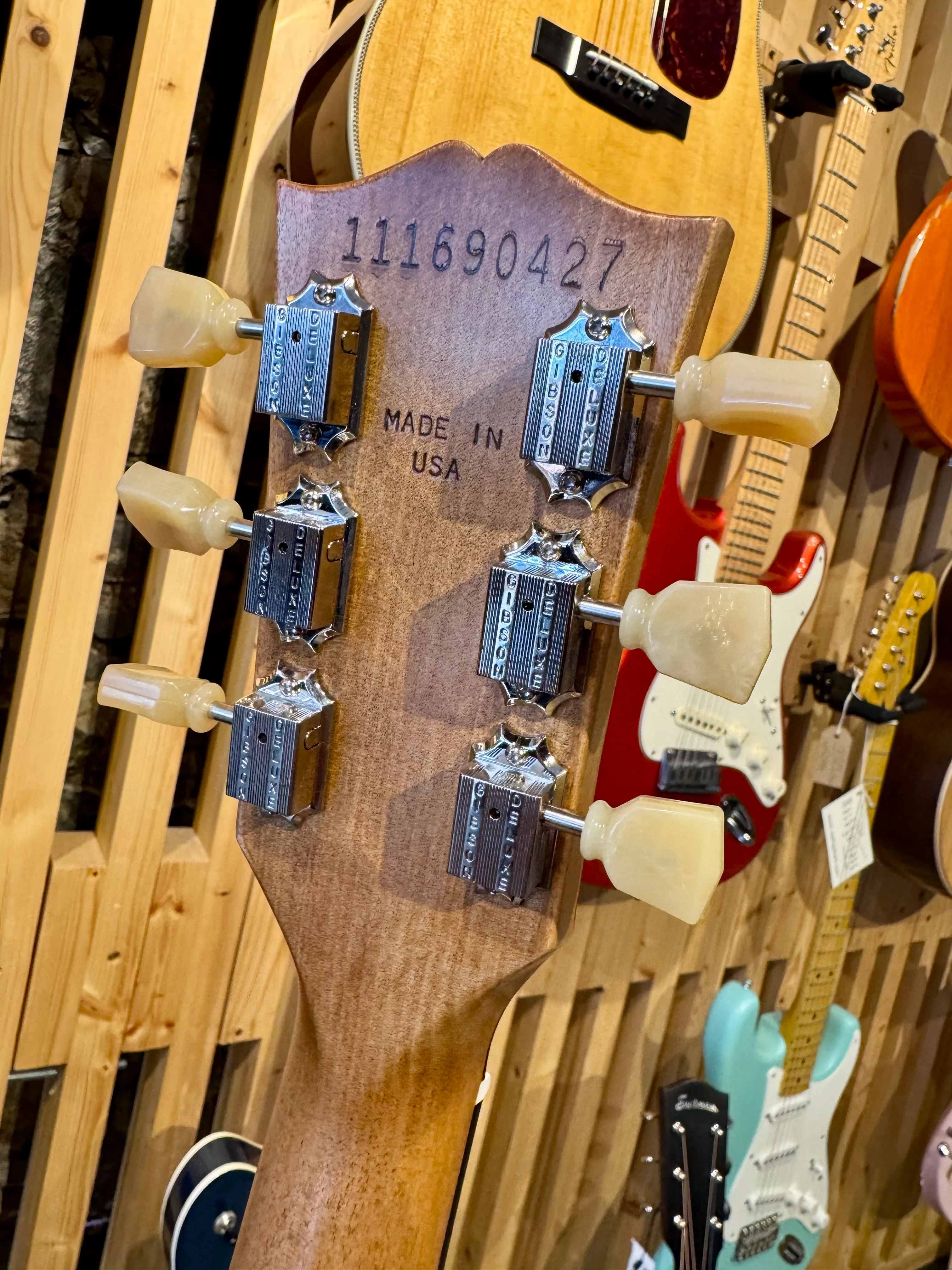 2019 Gibson USA Les Paul Tribute ~ Sunburst - Image 6