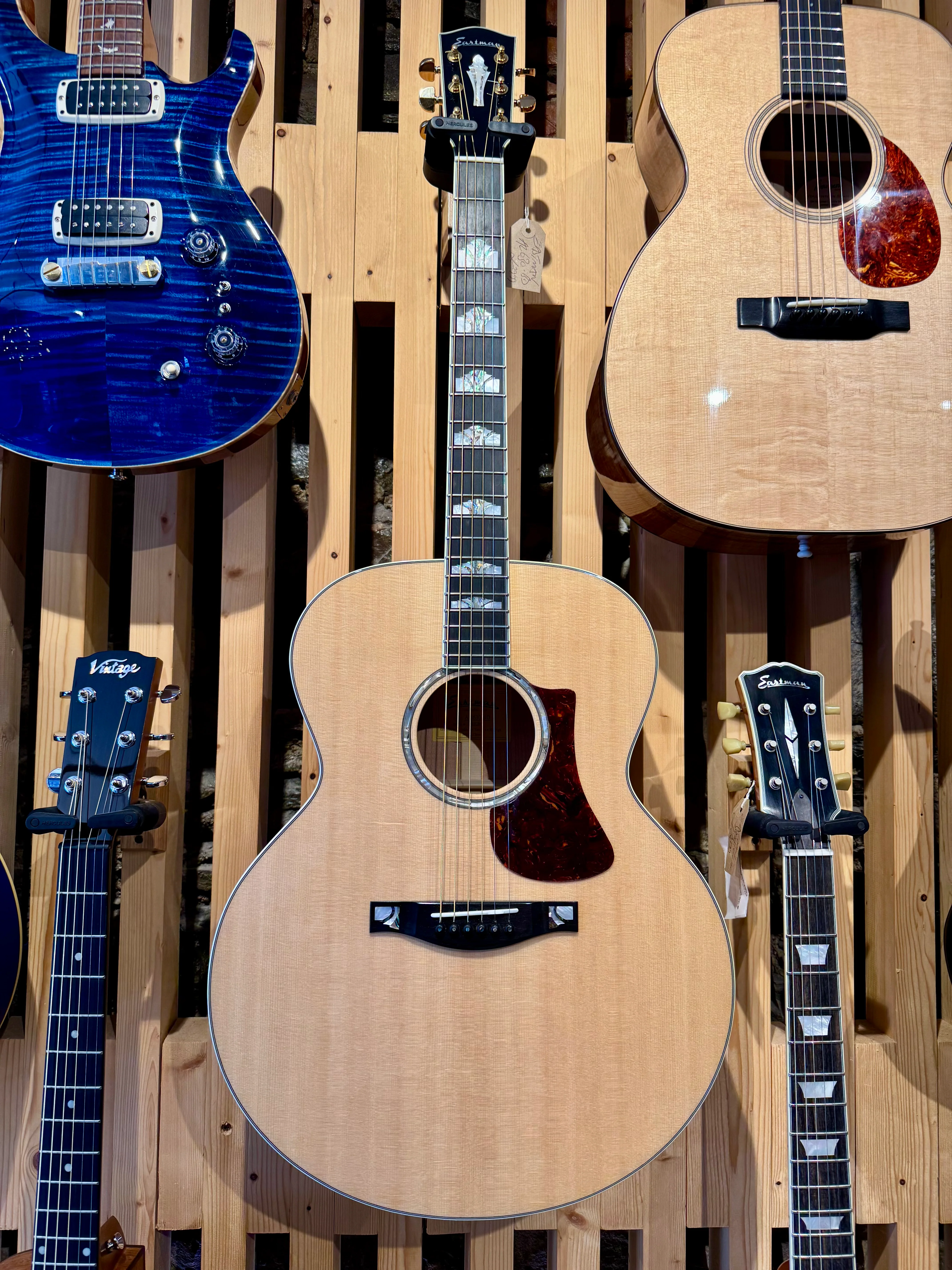 Eastman Guitars AC630 ~ Blonde (Ex Display) - Image 3