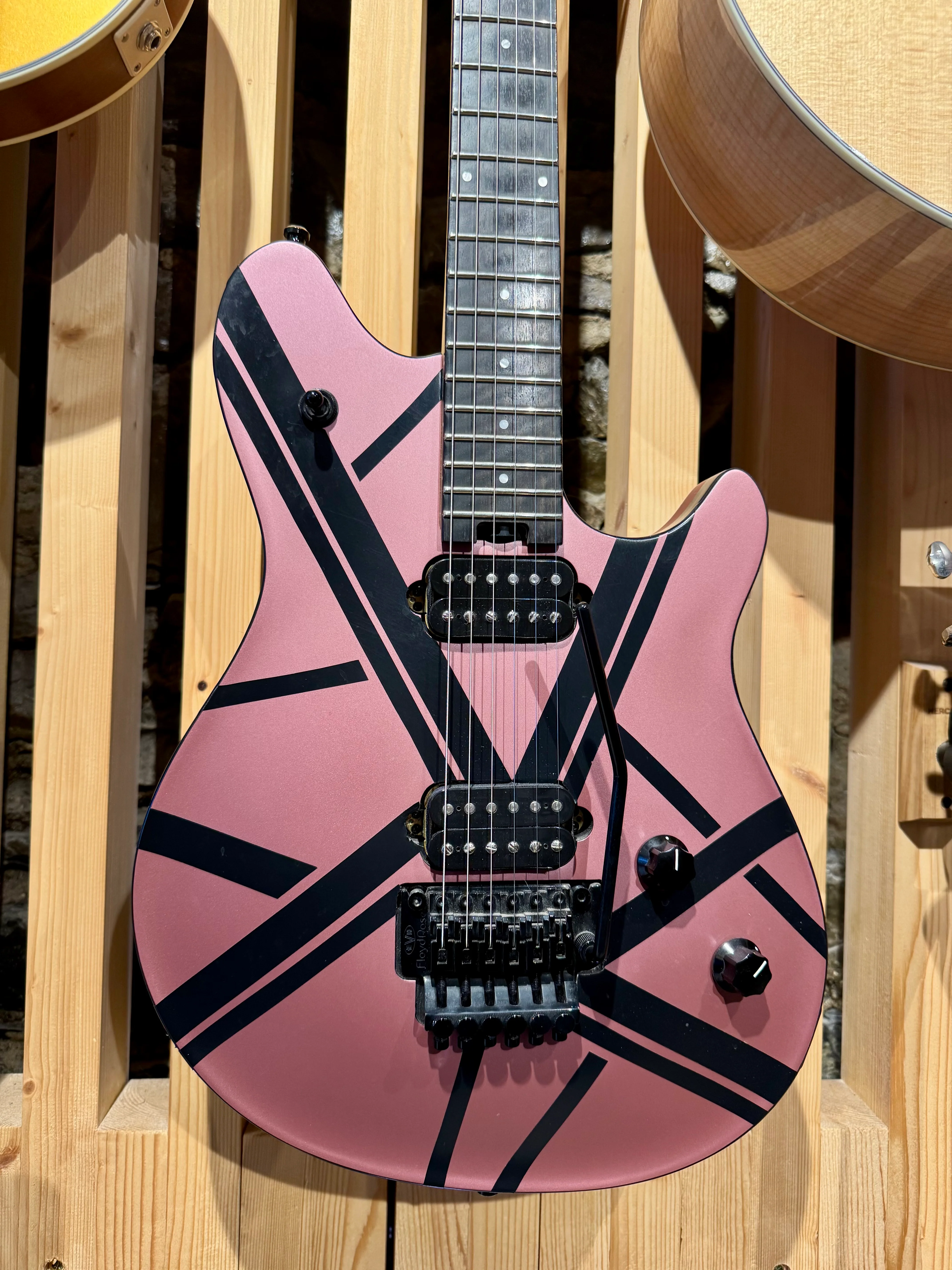EVH Wolfgang Special ~ Burgundy Mist (Preloved) - Image 2