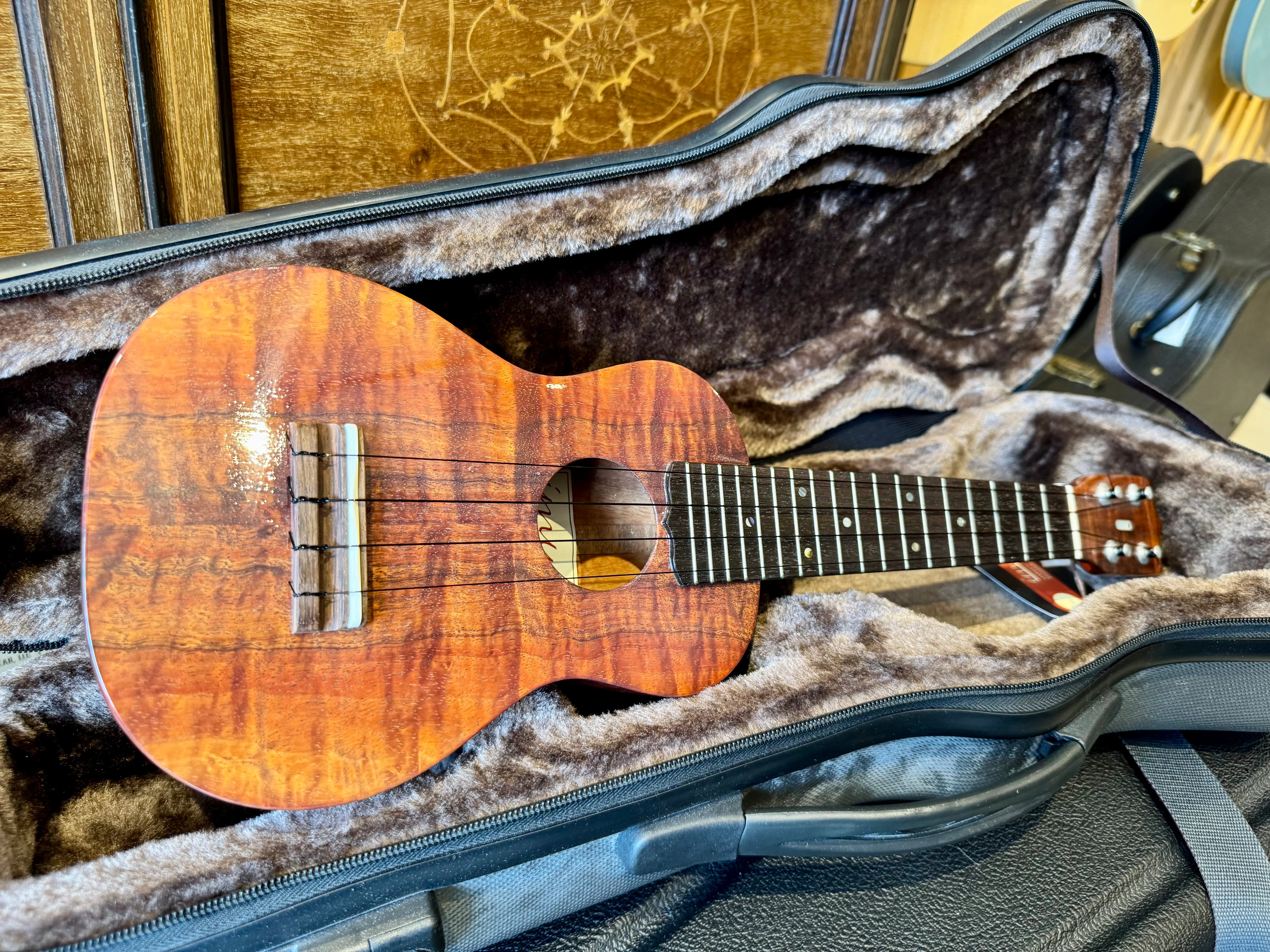 IMUA IS-C4 Soprano Ukulele (Preloved) - Image 4