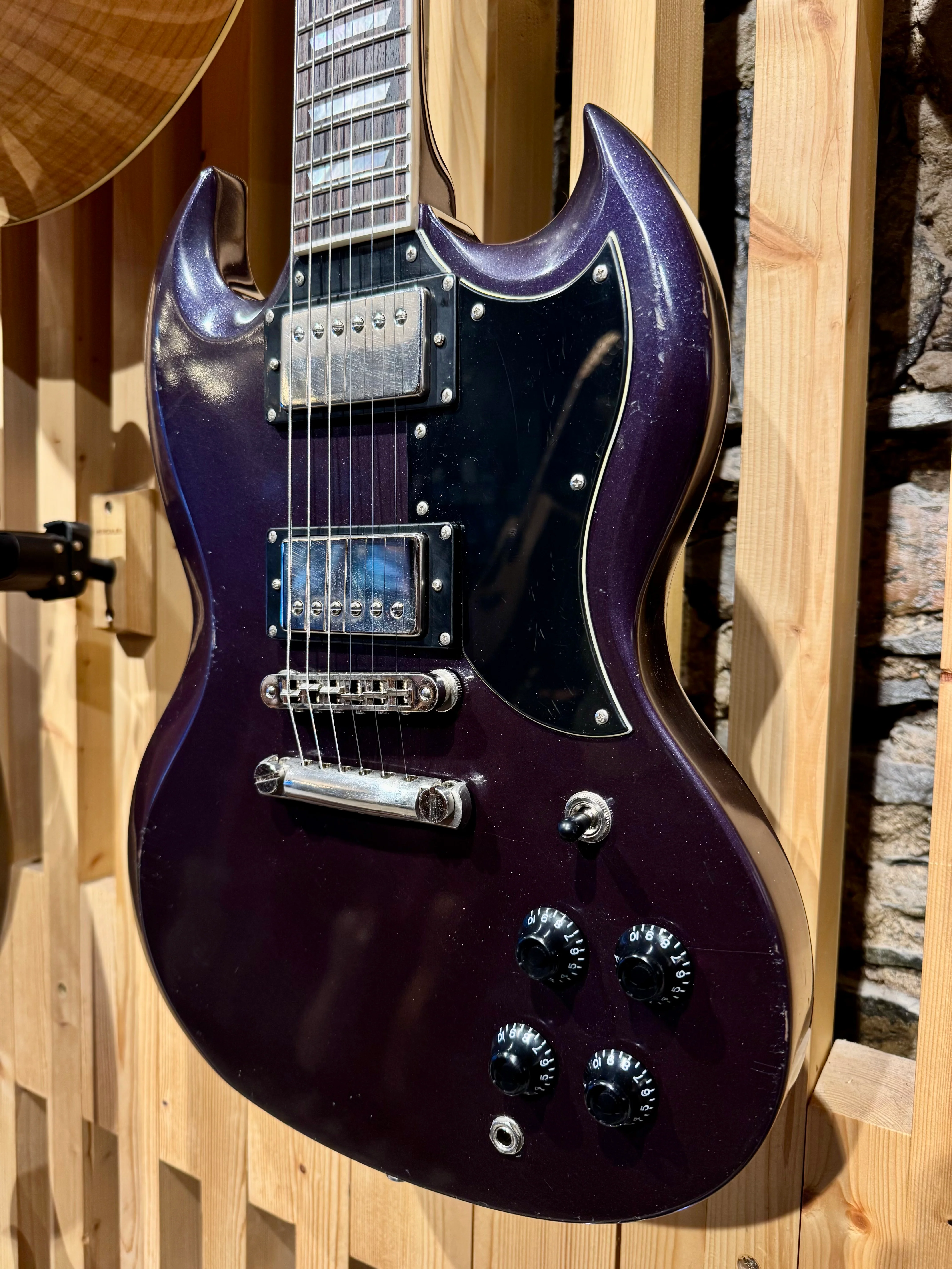 Maybach Albatroz '65-2 ~ Aged Dark Purple Sparkle - Image 4
