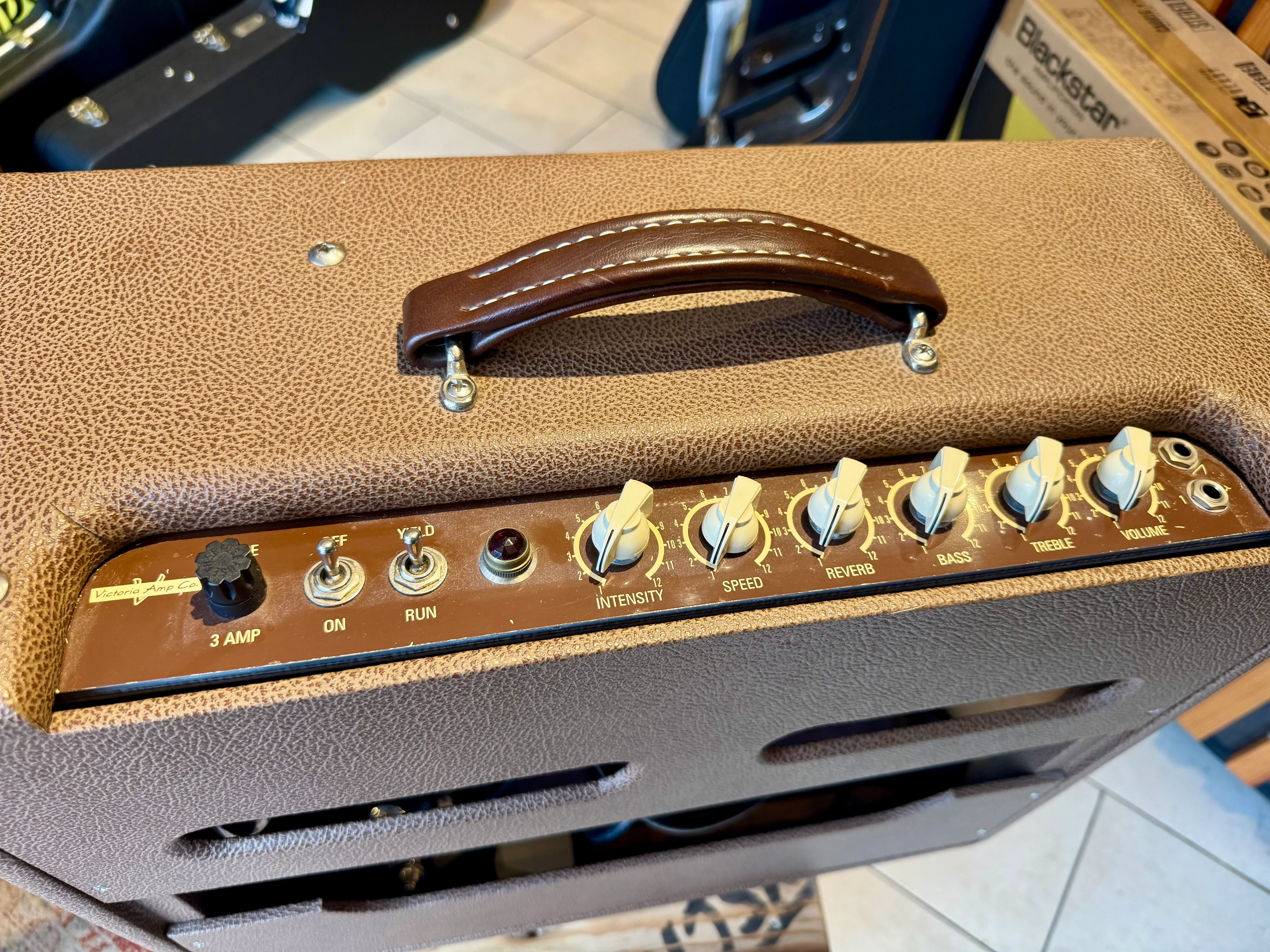 Victoria Amplification Victoriette 1x12 Combo (Preloved) *COLLECTION ONLY* - Image 4