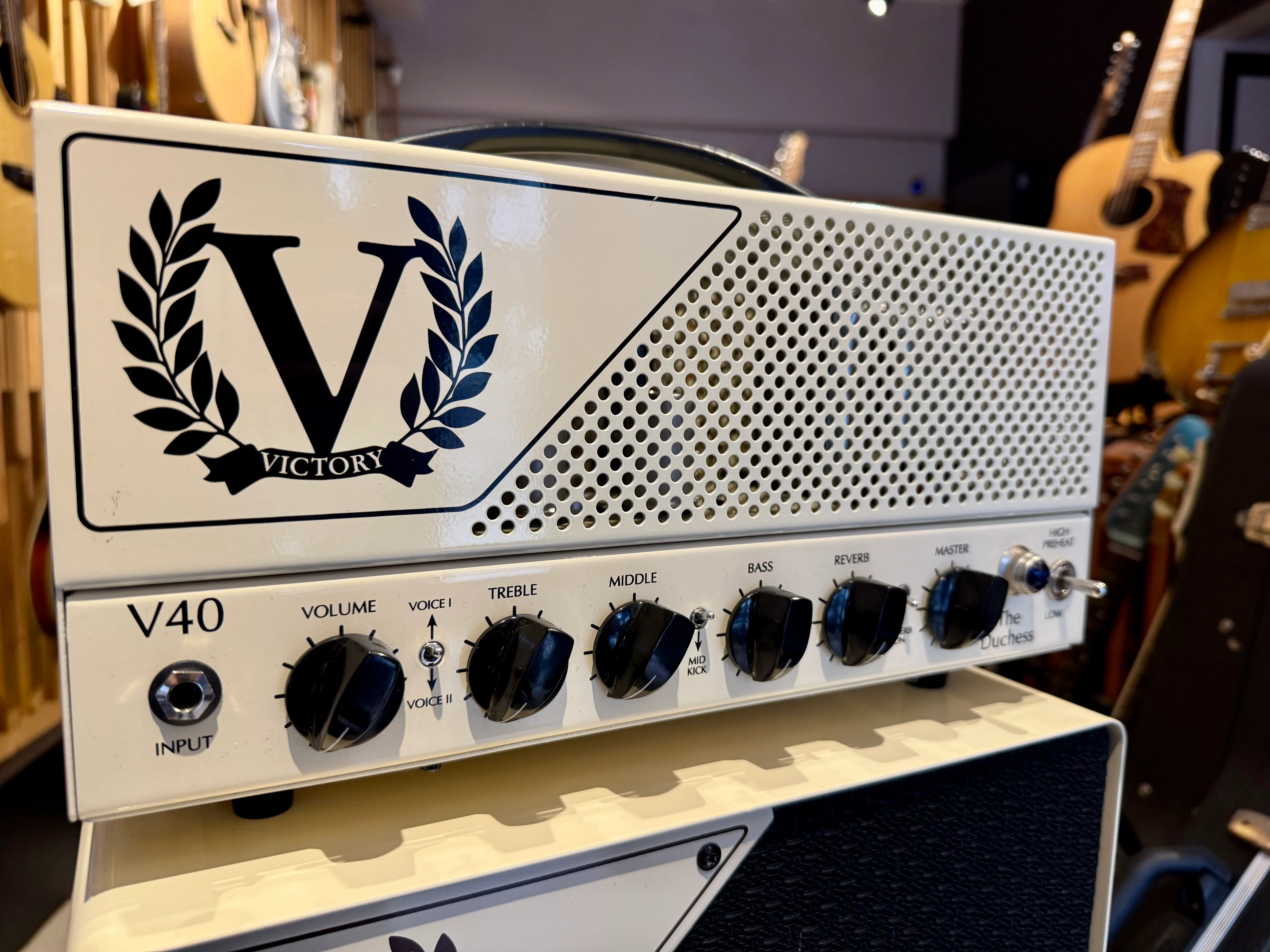 Victory Duchess V40 & Duchess LB 112 1x12 Cab (Preloved) - Image 3