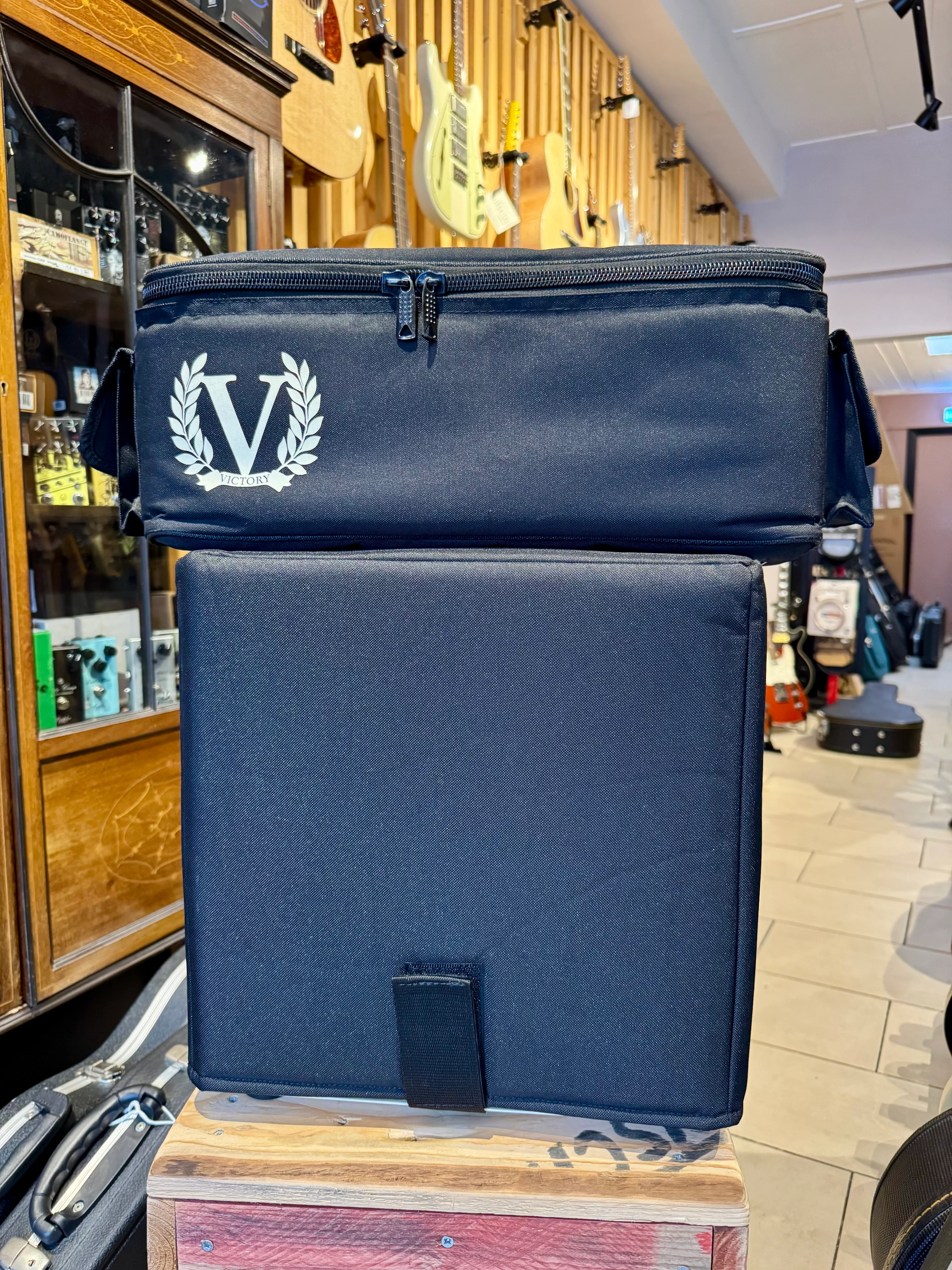 Victory Duchess V40 & Duchess LB 112 1x12 Cab (Preloved) - Image 5
